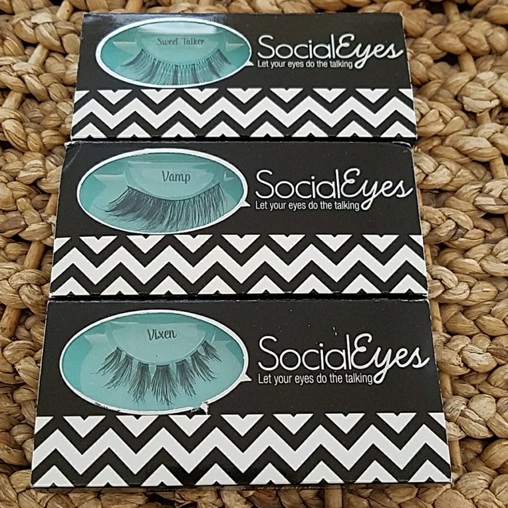 Three SocialEyes Lashes